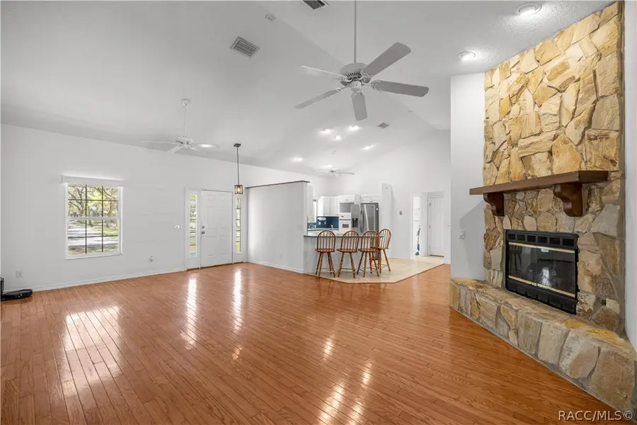 10 Patricia Road, Yankeetown, FL 34498 - #2