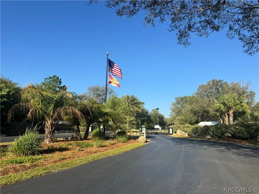 10173 N Suncoast (lot #215) Boulevard, Crystal River, FL 34428 - #2