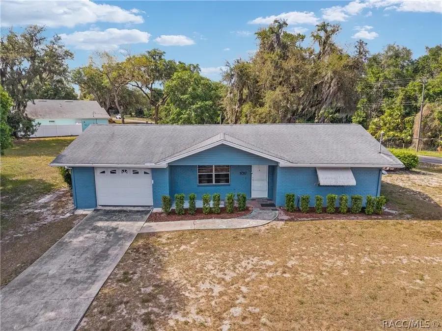 9317 E Crescent Drive, Inverness, FL 34450 - #3