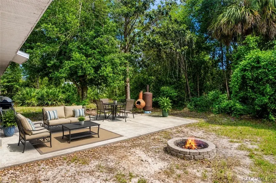 3232 S Westmoreland Drive, Homosassa, FL 34448 - #2
