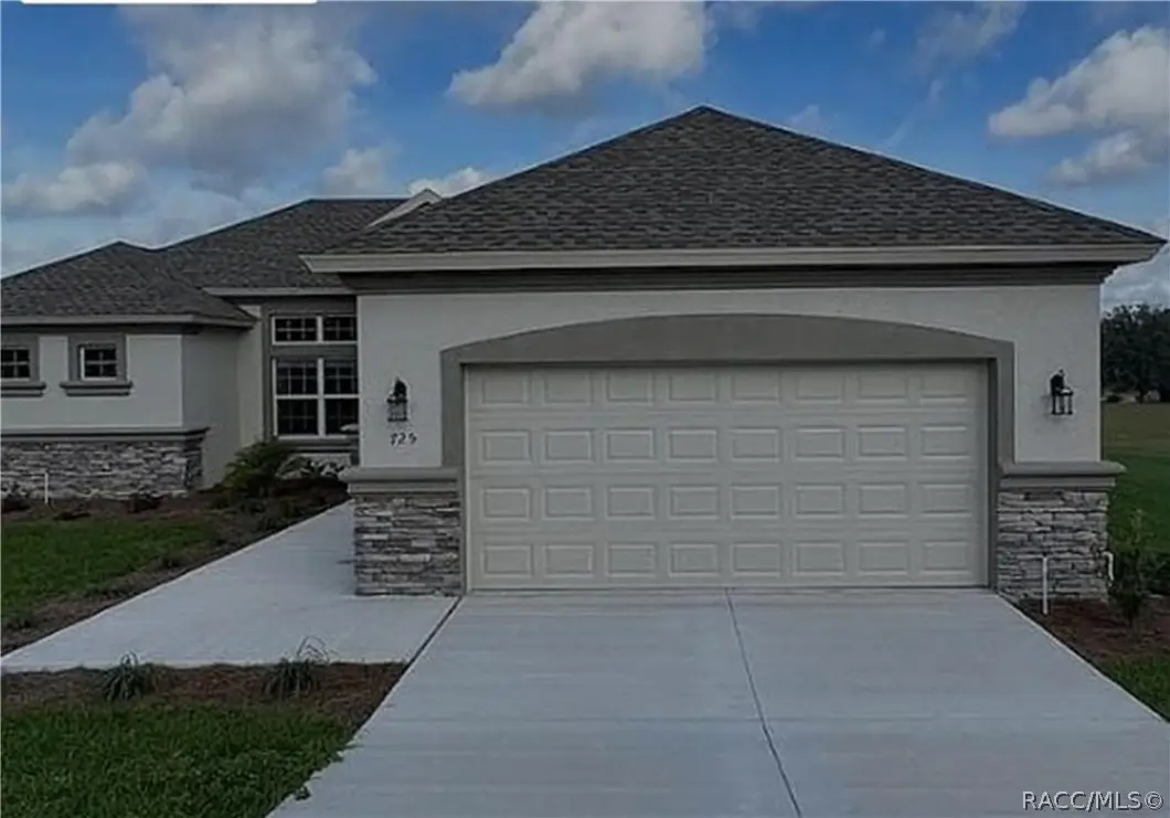 725 E Charleston Court, Hernando, FL 34442 - #1