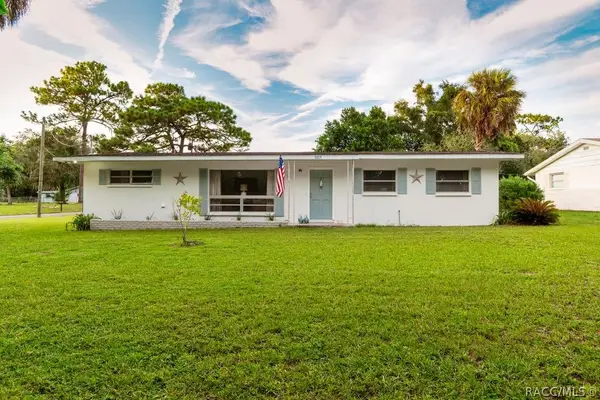 9205 W Jasmine Lane, Crystal River, FL 34429