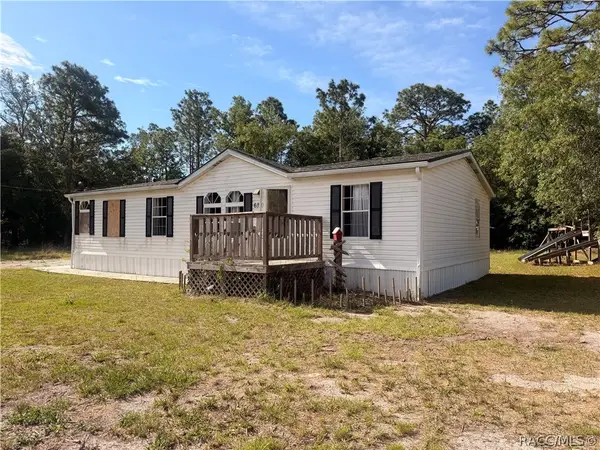 6810 W Pershing Drive, Homosassa, FL 34448
