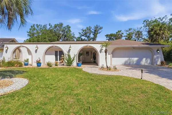 11857 W Riverhaven Drive, Homosassa, FL 34448