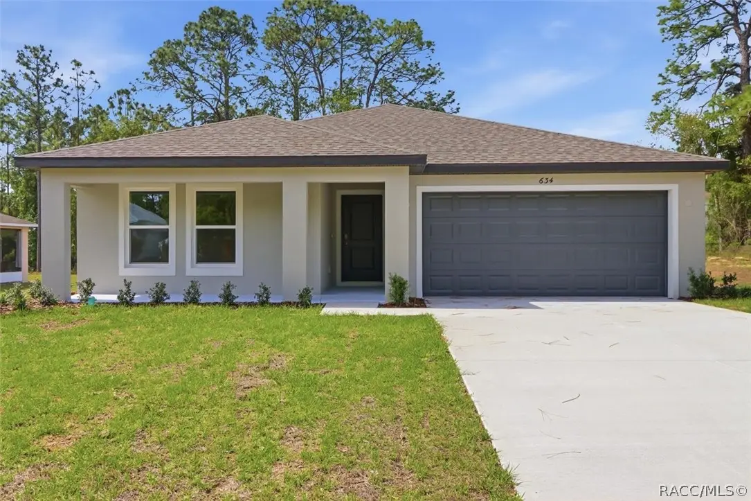 634 W Newbury Street, Dunnellon, FL 34434 - #1