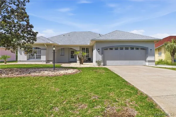 434 W Crestmont Court, Beverly Hills, FL 34465