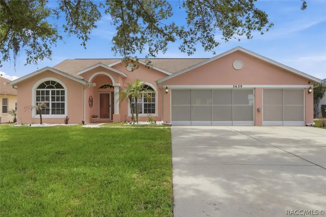 5639 W Hunters Ridge Circle, Lecanto, FL 34461 - #1