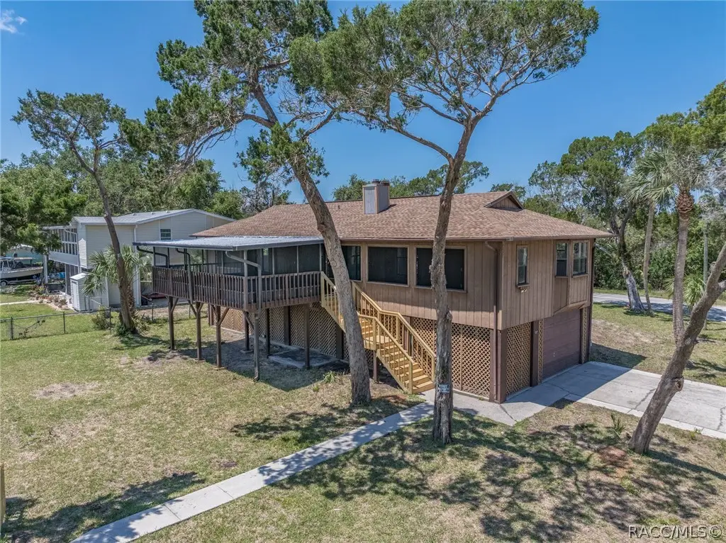 1517 S Fishcreek Point, Crystal River, FL 34429 - #1