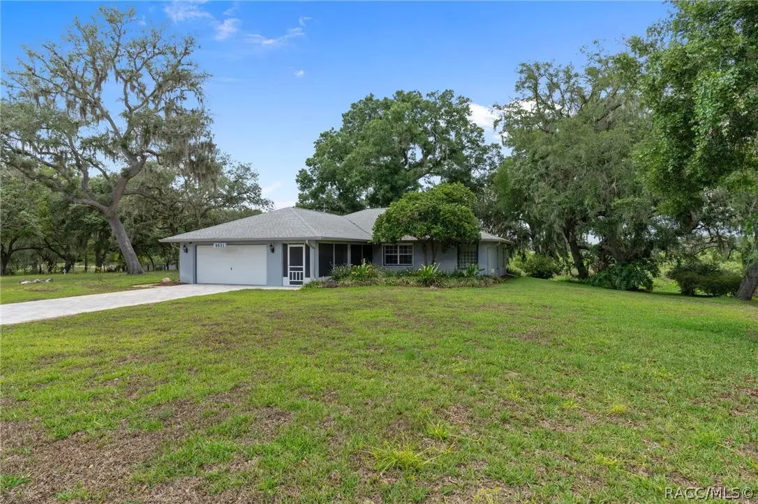 9521 E Swan Drive, Inverness, FL 34450 - #1