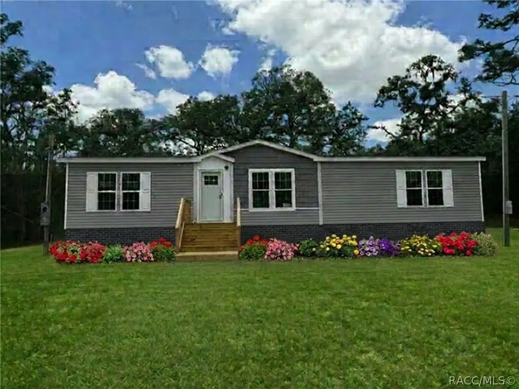 60 S Thayer Avenue, Lecanto, FL 34461 - #1
