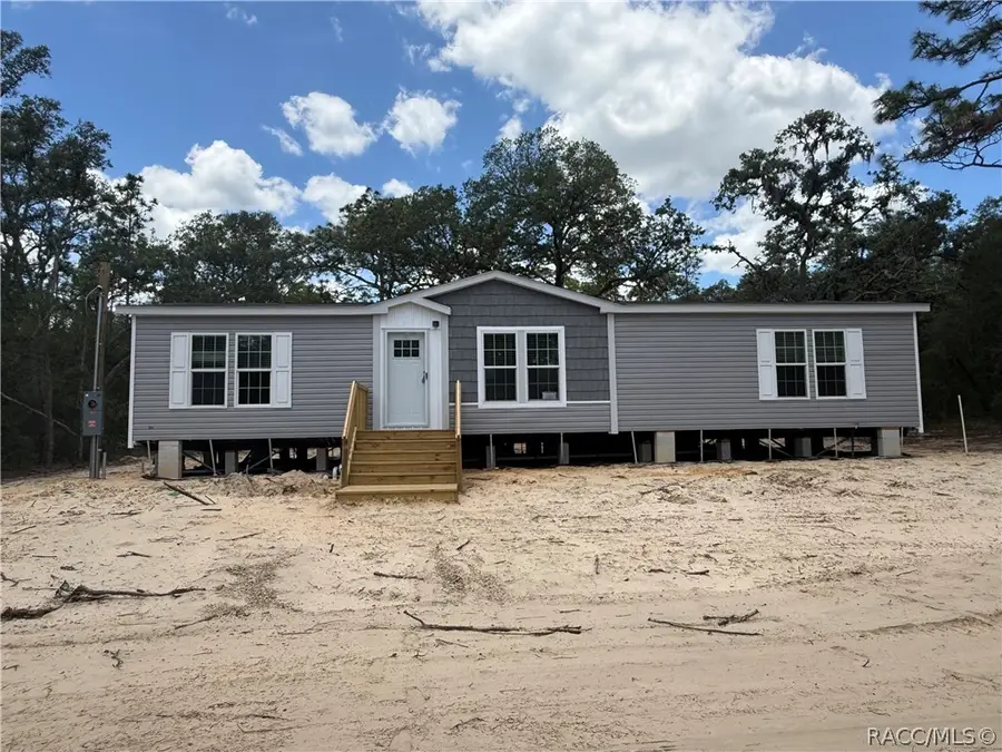 60 S Thayer Avenue, Lecanto, FL 34461 - #2
