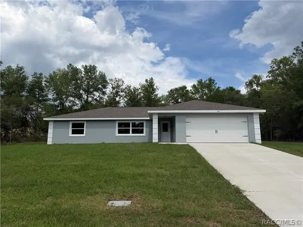 7941 N Voyager Drive, Citrus Springs, FL 34433