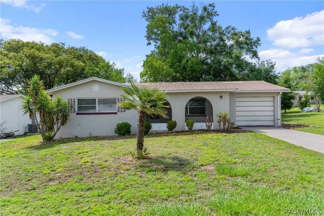 75 S Osceola Street, Beverly Hills, FL 34465 - #1