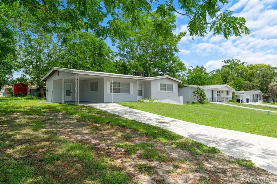 16 S Desoto Street, Beverly Hills, FL 34465 - #3