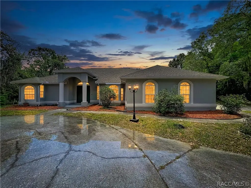 464 E Liberty Street, Hernando, FL 34442 - #1