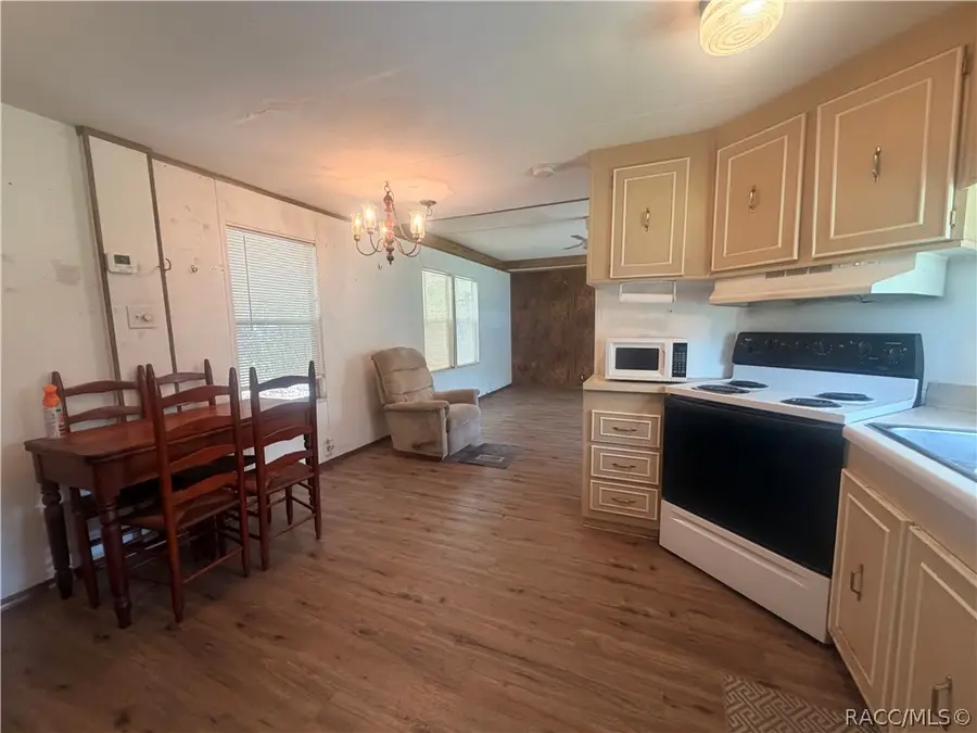 8582 W Admiral Byrd Lane, Crystal River, FL 34429 - #2