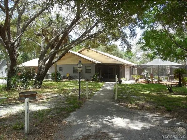 5825 S Bob White Drive, Homosassa, FL 34446