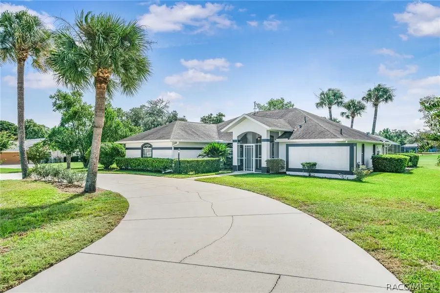 612 E Hartford Street, Hernando, FL 34442 - #3
