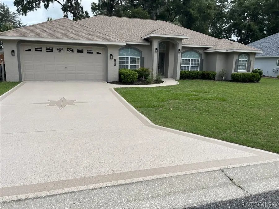 5413 SE 107th Street, Belleview, FL 34420 - #3