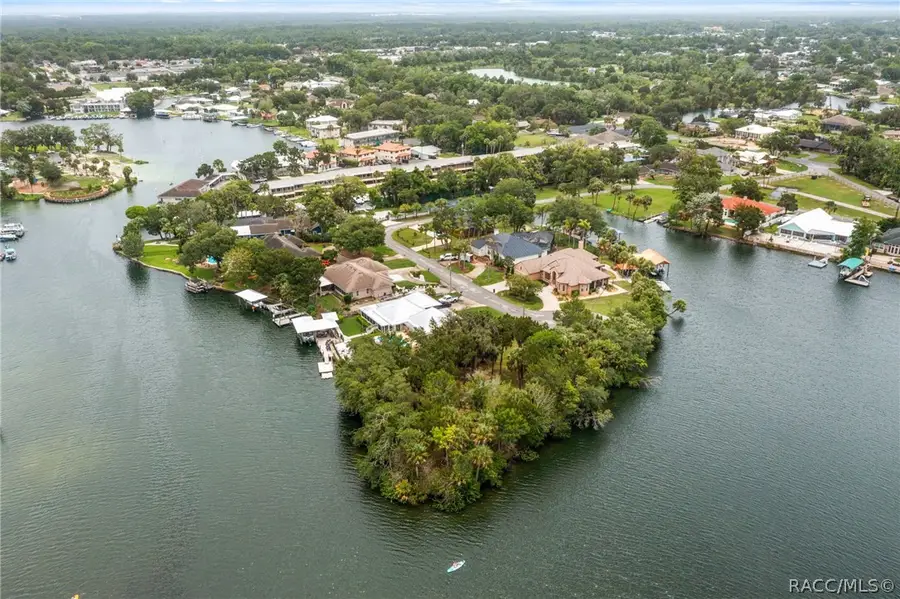 541 SW 1st Avenue, Crystal River, FL 34429 - #3