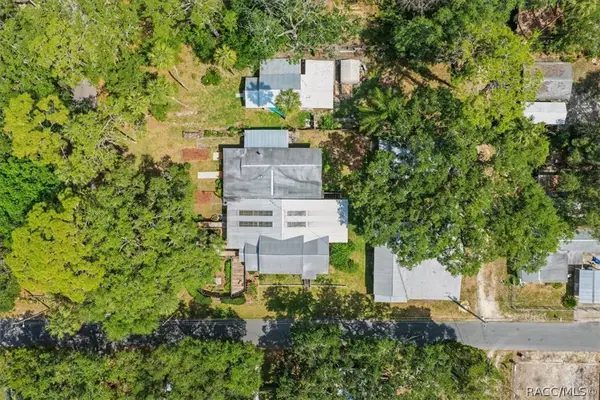6 62nd Street, Yankeetown, FL 34498