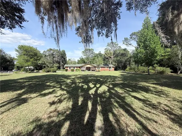 19551 SE 115th Avenue, Inglis, FL 34449
