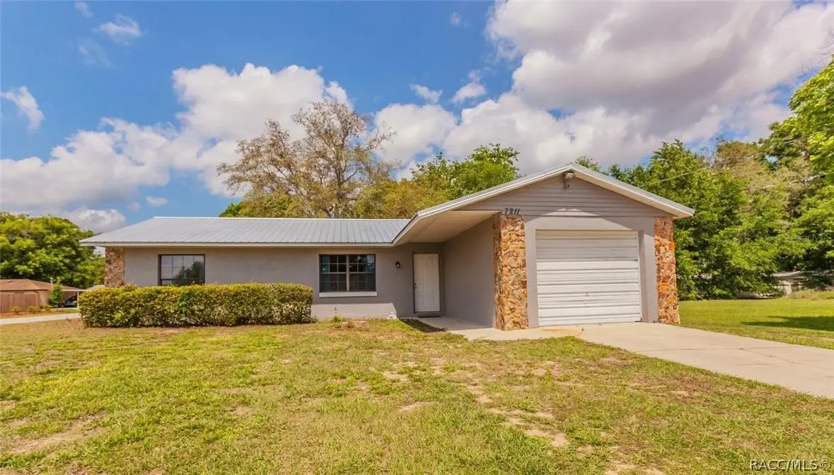 7211 SE 120th Street, Belleview, FL 34420 - #1