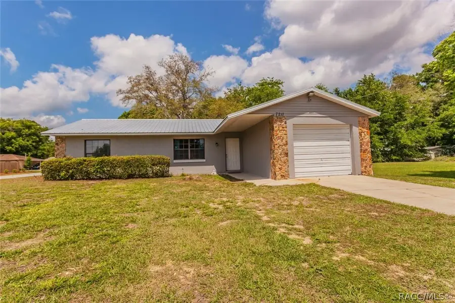 7211 SE 120th Street, Belleview, FL 34420 - #2