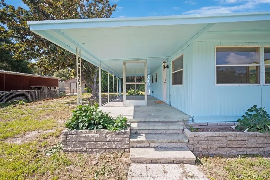 1389 NW 7th Lane, Lake Panasoffkee, FL 33538 - #1