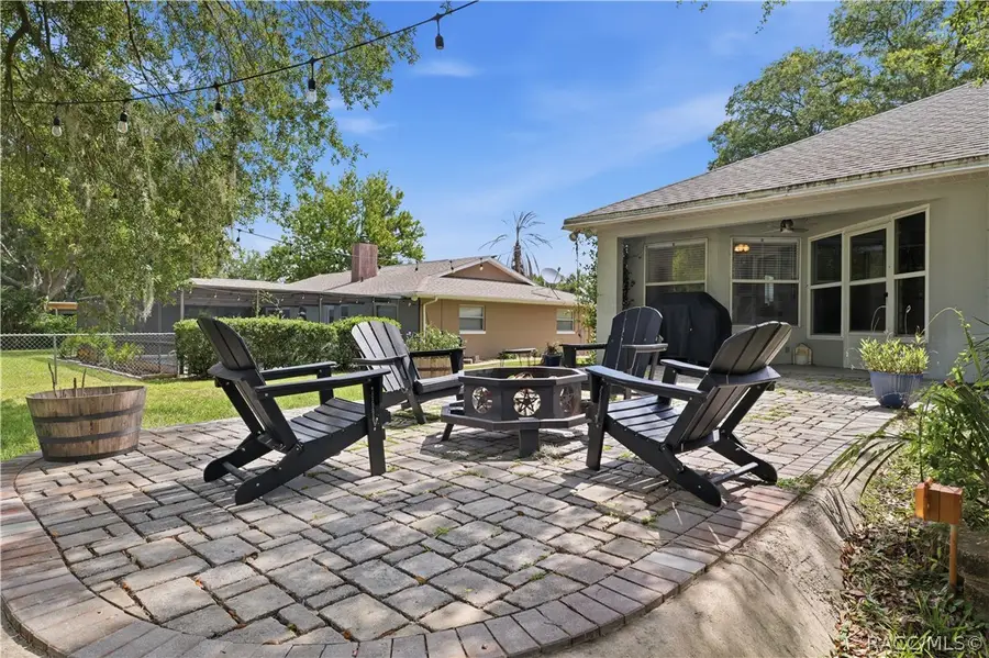 240 N Country Club Drive, Crystal River, FL 34429 - #2