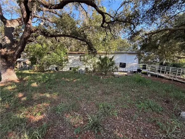 9610 New York Avenue, Hudson, FL 34667