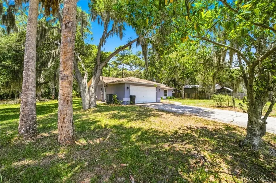 460 N Michaelmas Terrace, Crystal River, FL 34429 - #2