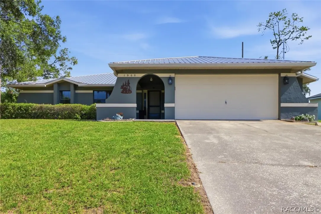 1900 W Alhambra Drive, Citrus Springs, FL 34434 - #1