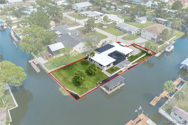 1941 NW 17th Street, Crystal River, FL 34428