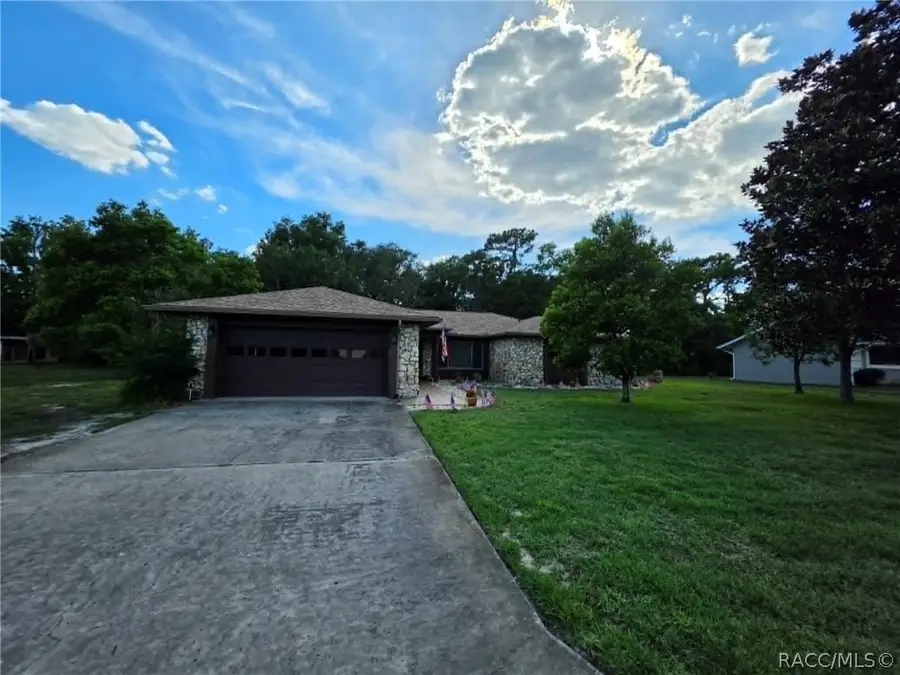 4 Laurelcherry Court, Homosassa, FL 34446 - #3