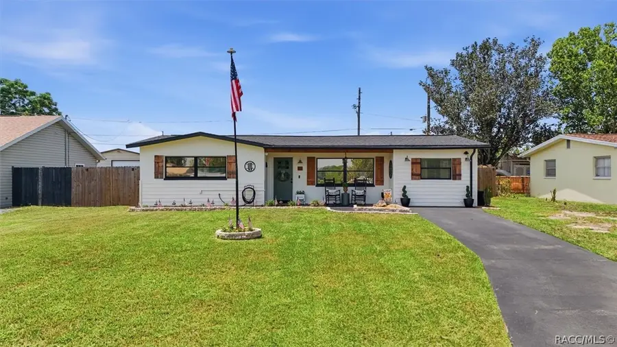 60 S Washington Street, Beverly Hills, FL 34465 - #2
