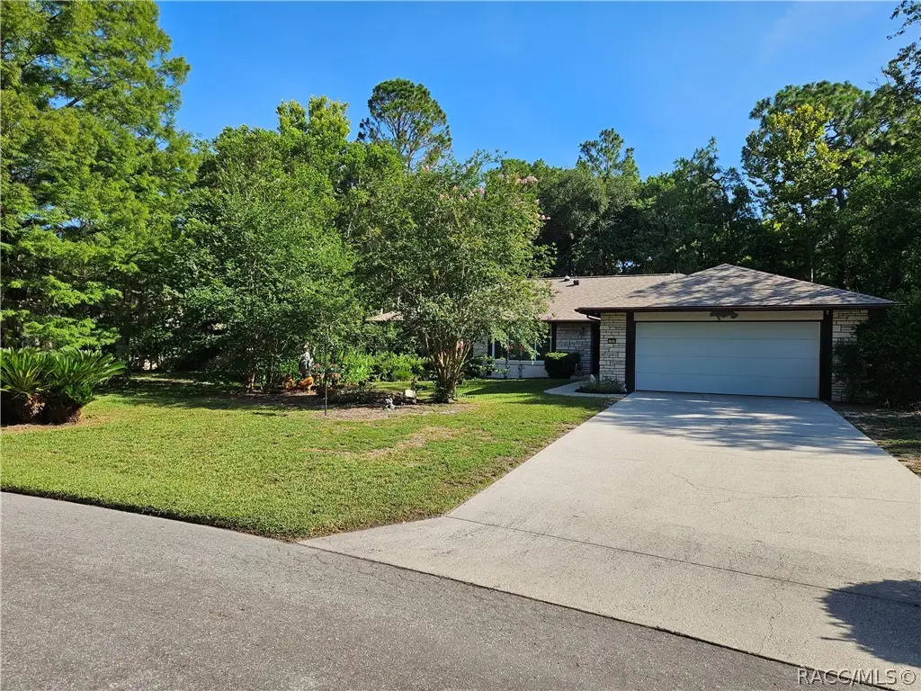 14 Sycamore Court E, Homosassa, FL 34446 - #1