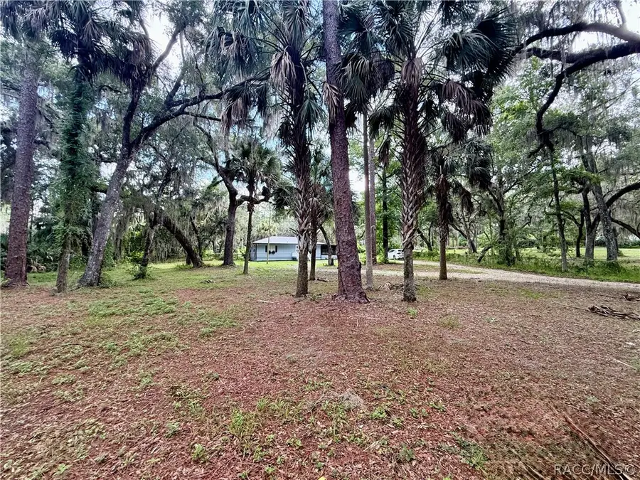271 Hudson Street, Inglis, FL 34449 - #2