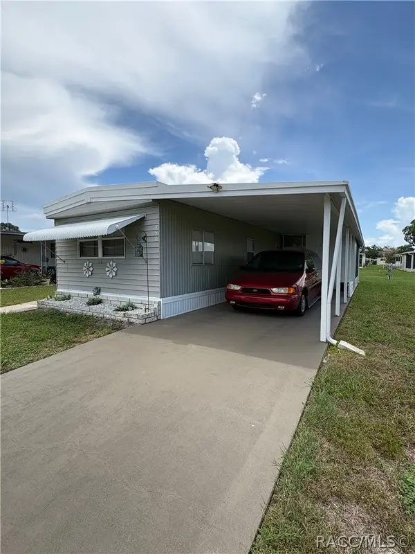 Address Withheld By Seller, Holiday, FL 34690