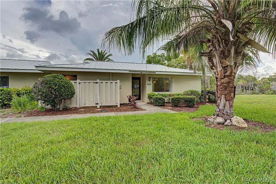 11364 W Bayshore Drive, Crystal River, FL 34429 - #2