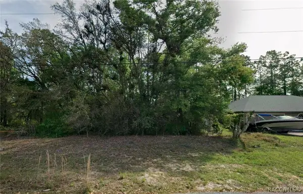 7409 N Ireland Drive, Citrus Springs, FL 34434