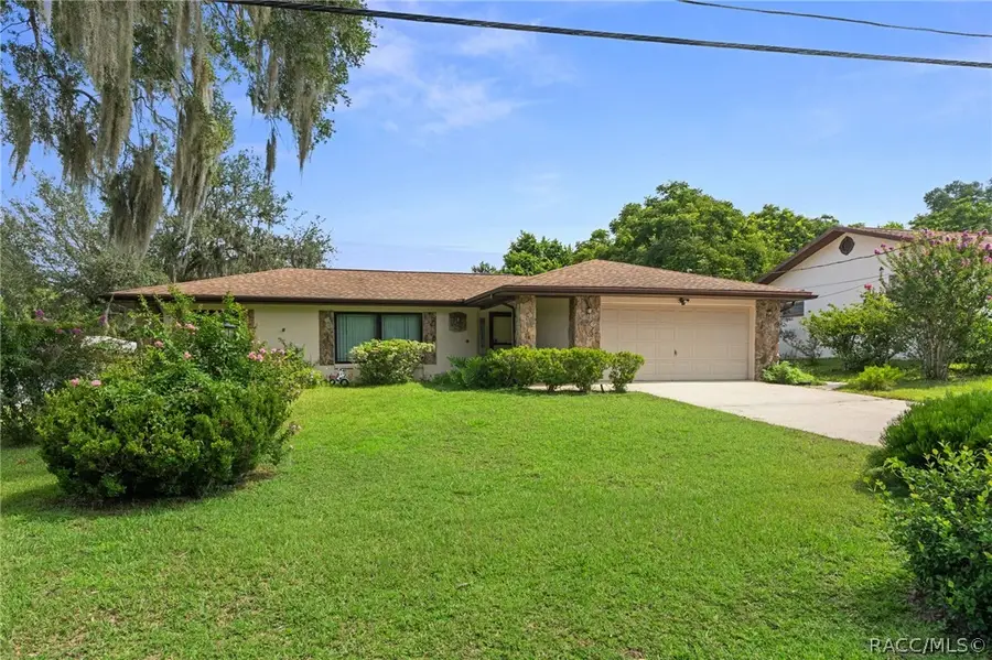 206 Hemlock Street, Inverness, FL 34452 - #2