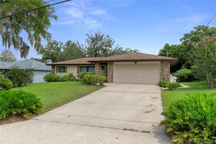 206 Hemlock Street, Inverness, FL 34452 - #3