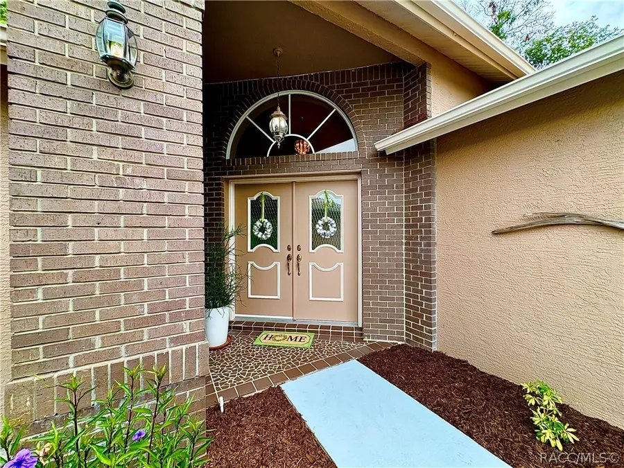 16 Pawpaw Court S, Homosassa, FL 34446 - #3