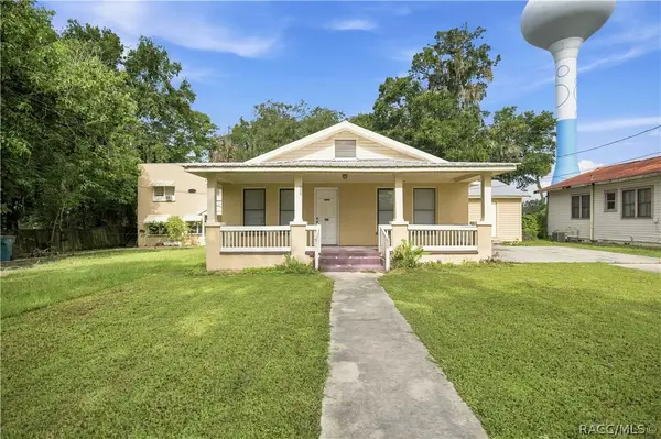 818 NE 9th Avenue, Ocala, FL 34470