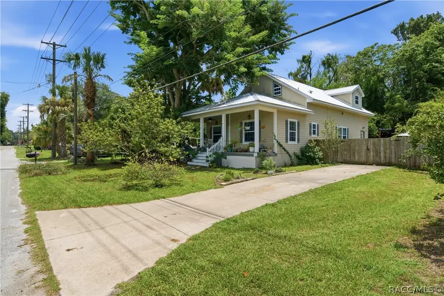 512 SE 9th Street, Ocala, FL 34471 - #2