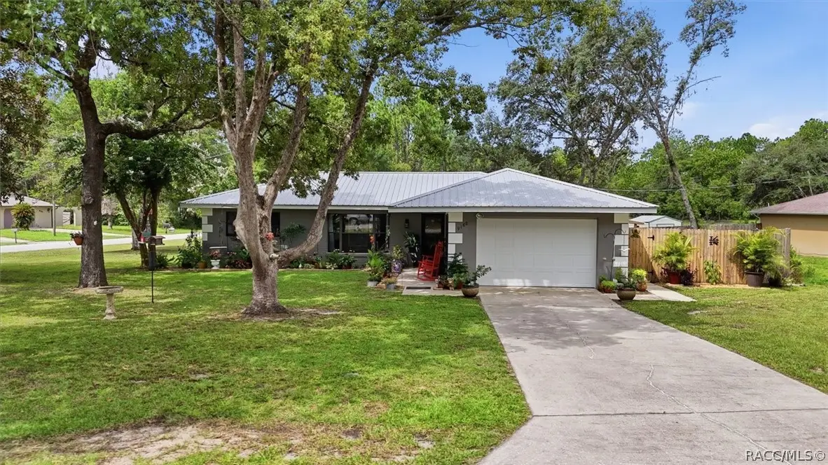 9188 N Commodore Drive, Citrus Springs, FL 34434 - #1