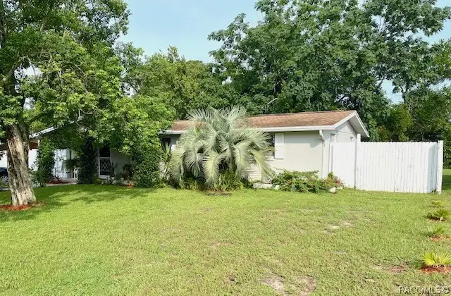 28 S Davis Street, Beverly Hills, FL 34465 - #1