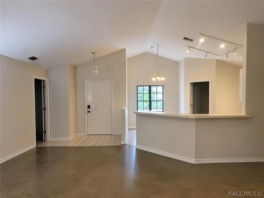 495 E Stratford Avenue, Lecanto, FL 34461 - #2