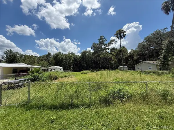 154 N Robin Hood Road, Inverness, FL 34450